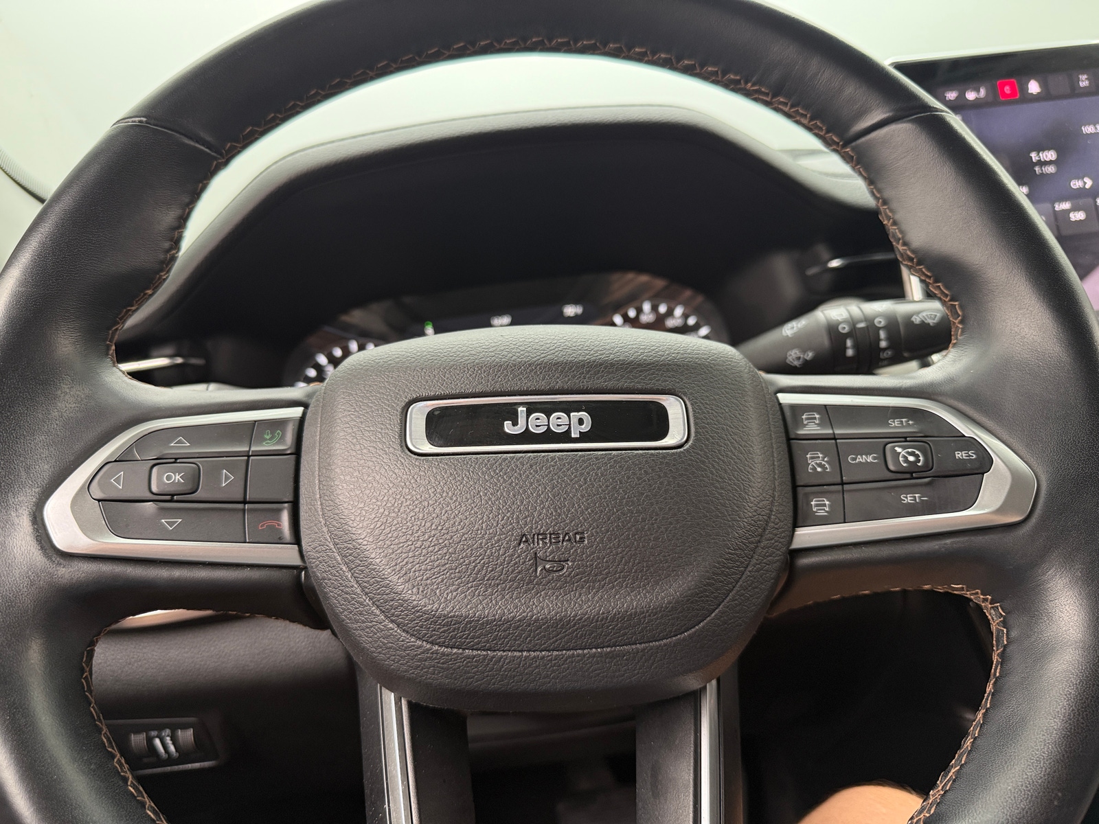 Thumbnail: 2022 Jeep Compass - 4
