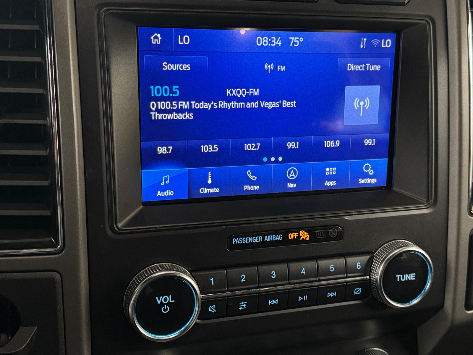 Thumbnail: 2020 Ford Expedition - 3