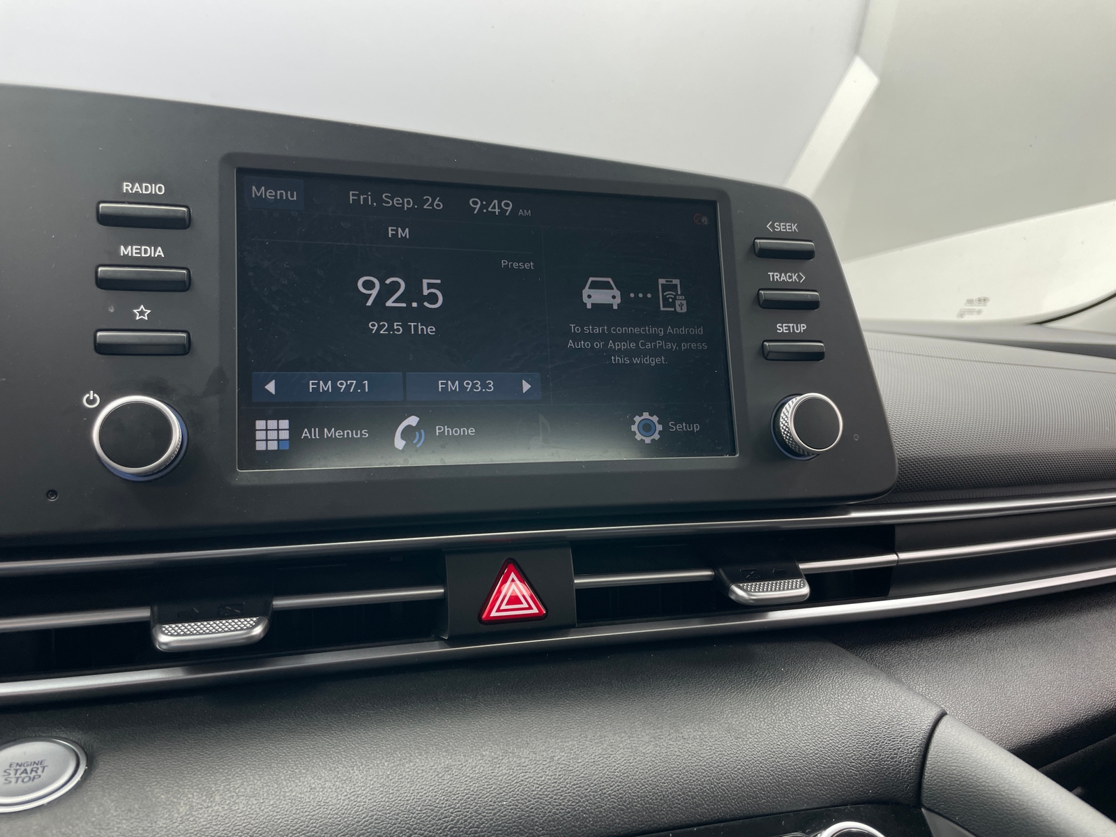 Thumbnail: 2021 Hyundai Elantra - 4