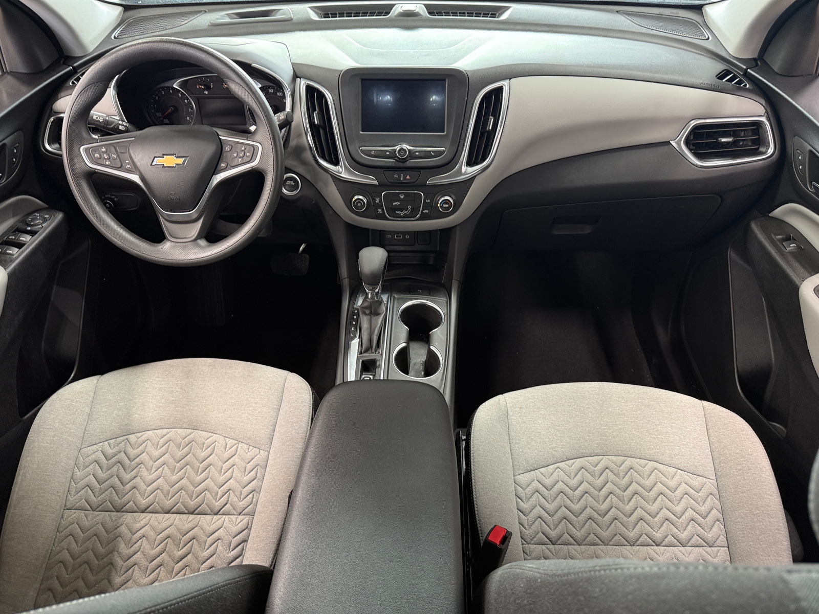 Thumbnail: 2022 Chevrolet Equinox - 3