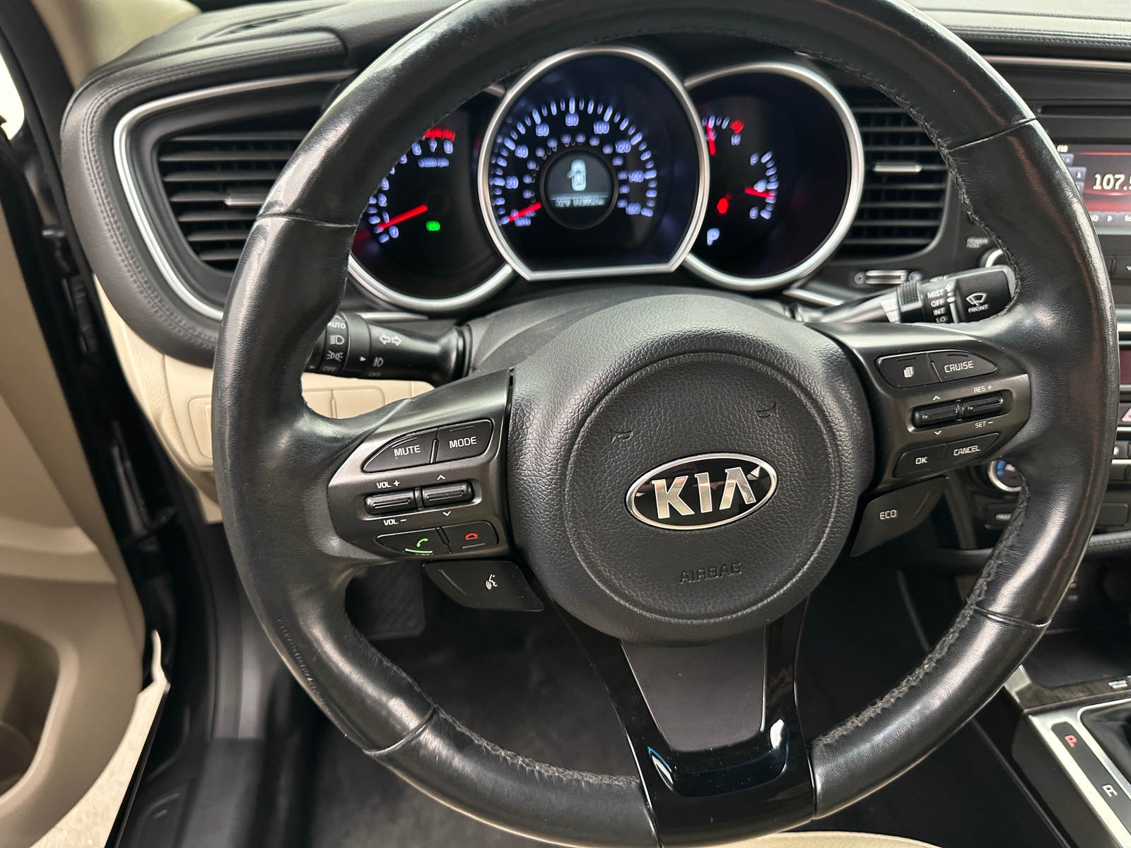 Thumbnail: 2015 Kia Optima - 4