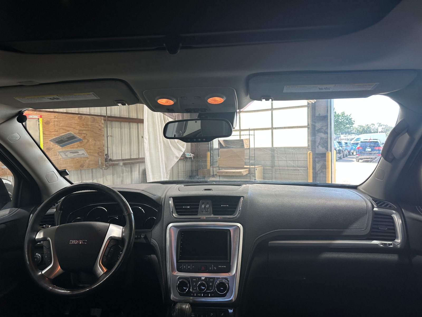 Thumbnail: 2017 GMC Acadia - 2