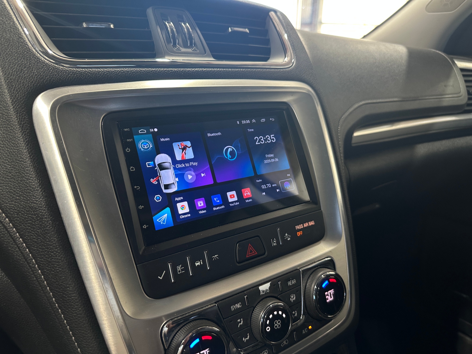 Thumbnail: 2017 GMC Acadia - 3