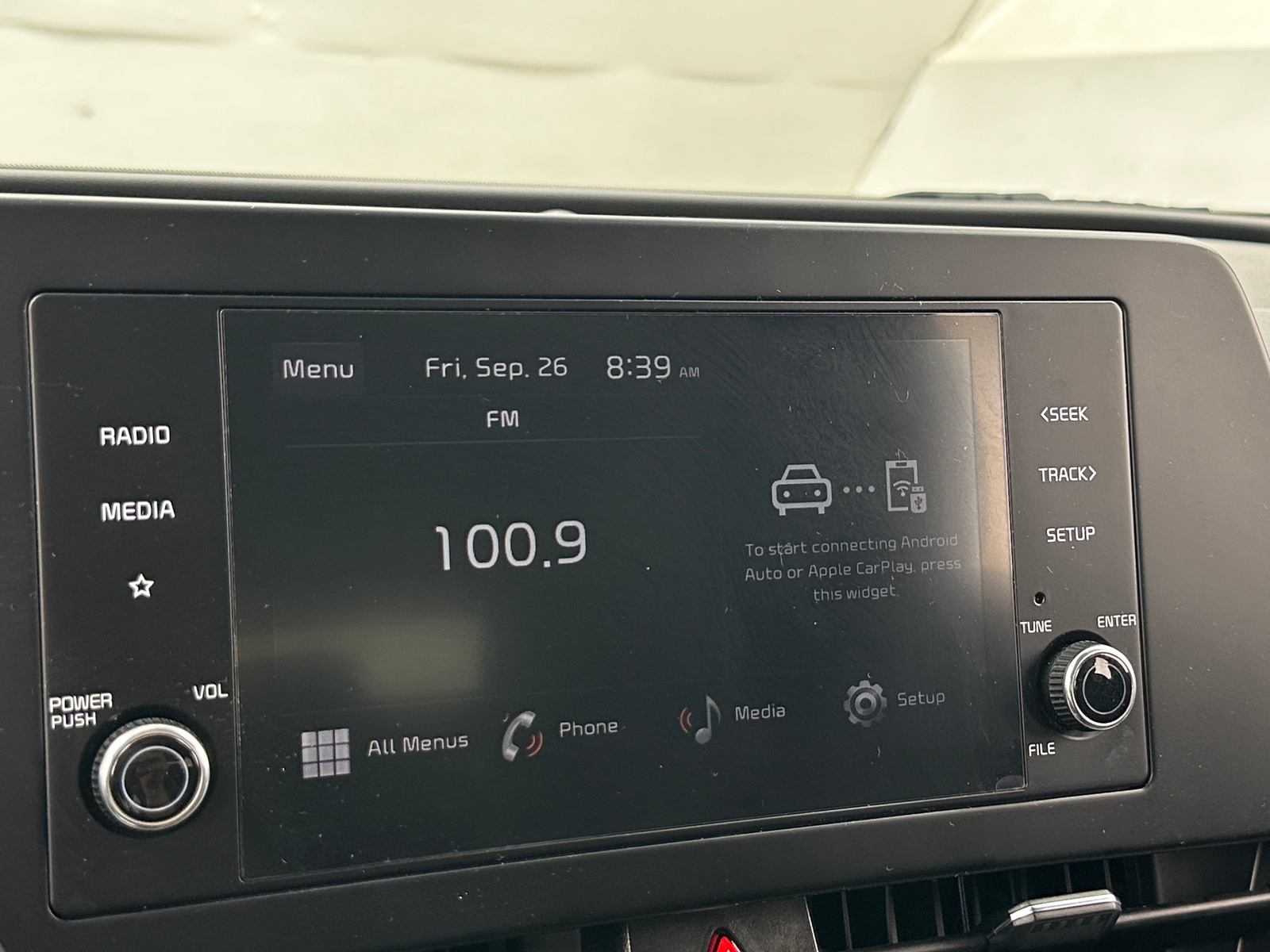 Thumbnail: 2023 Kia Sportage - 4