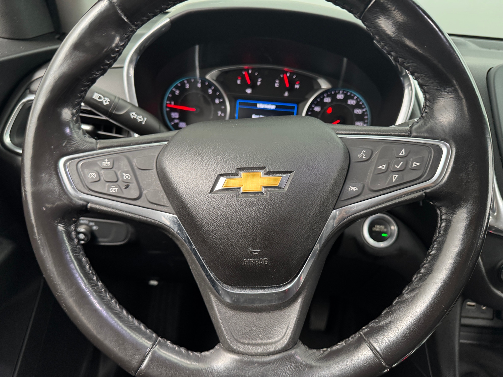 Thumbnail: 2019 Chevrolet Equinox - 5
