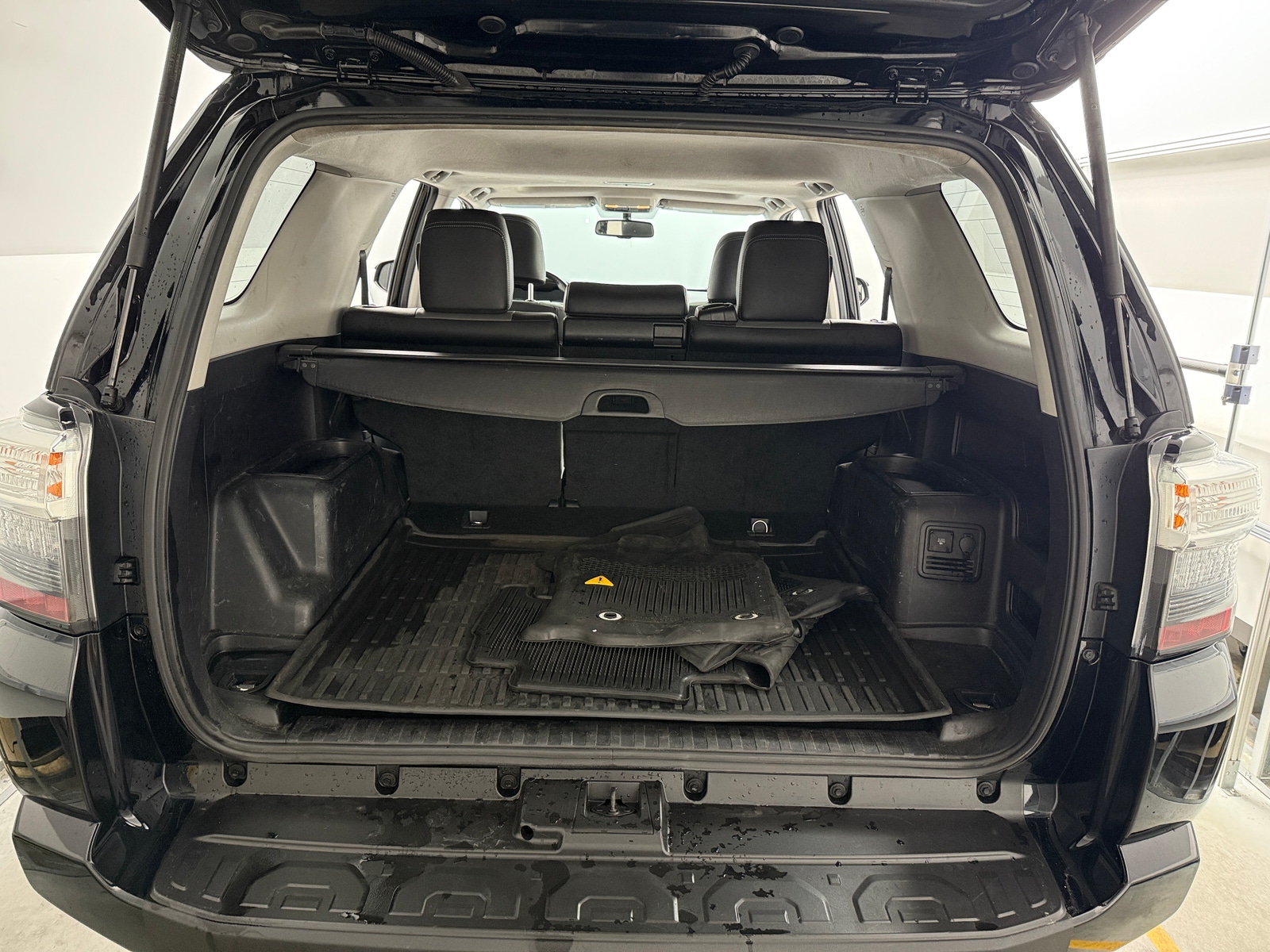 Thumbnail: 2019 Toyota 4Runner - 6