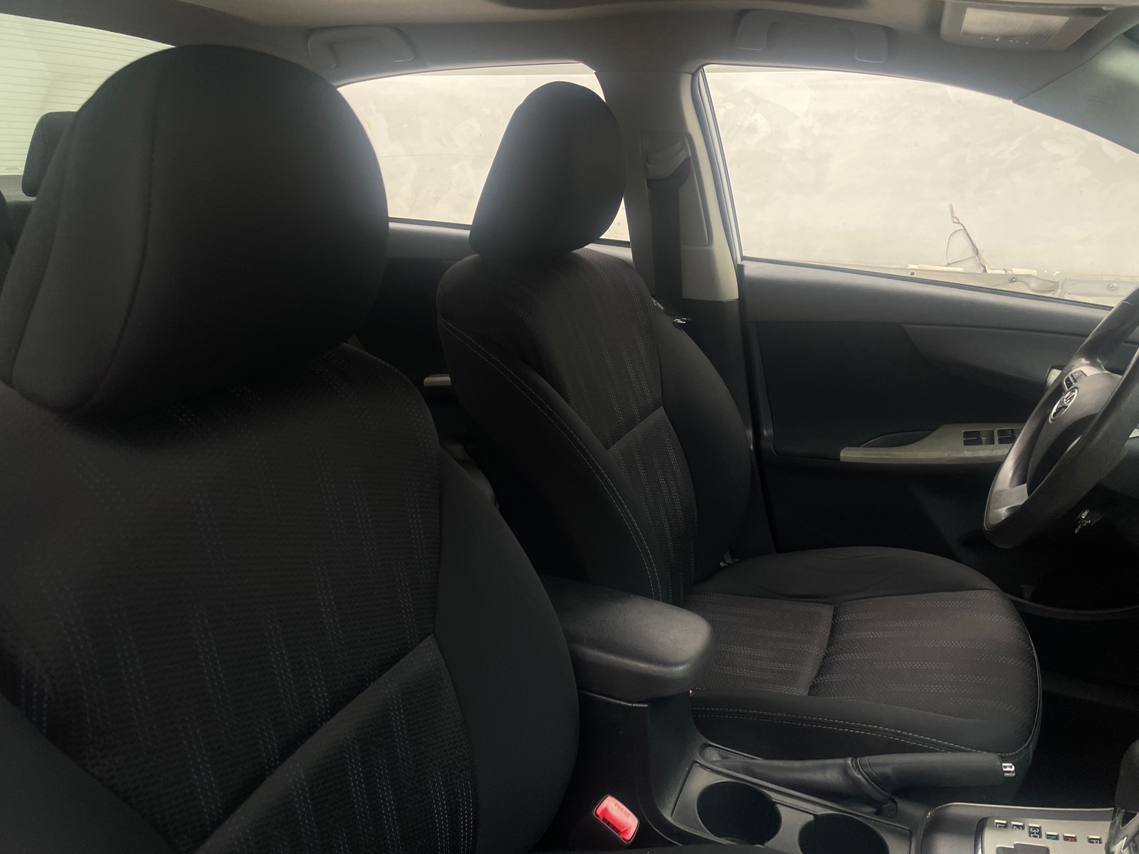 Thumbnail: 2013 Toyota Corolla - 2