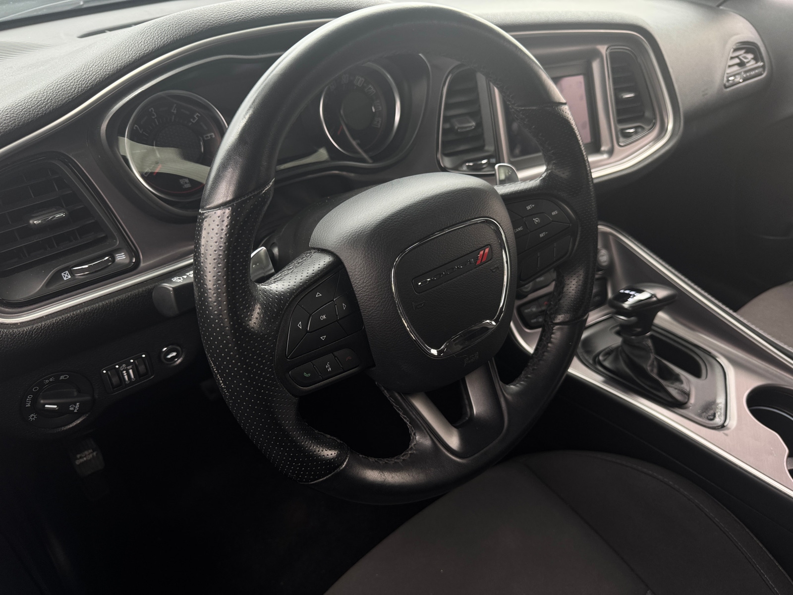 Thumbnail: 2022 Dodge Challenger - 4