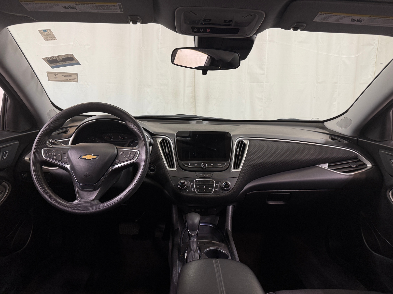 Thumbnail: 2024 Chevrolet Malibu - 3