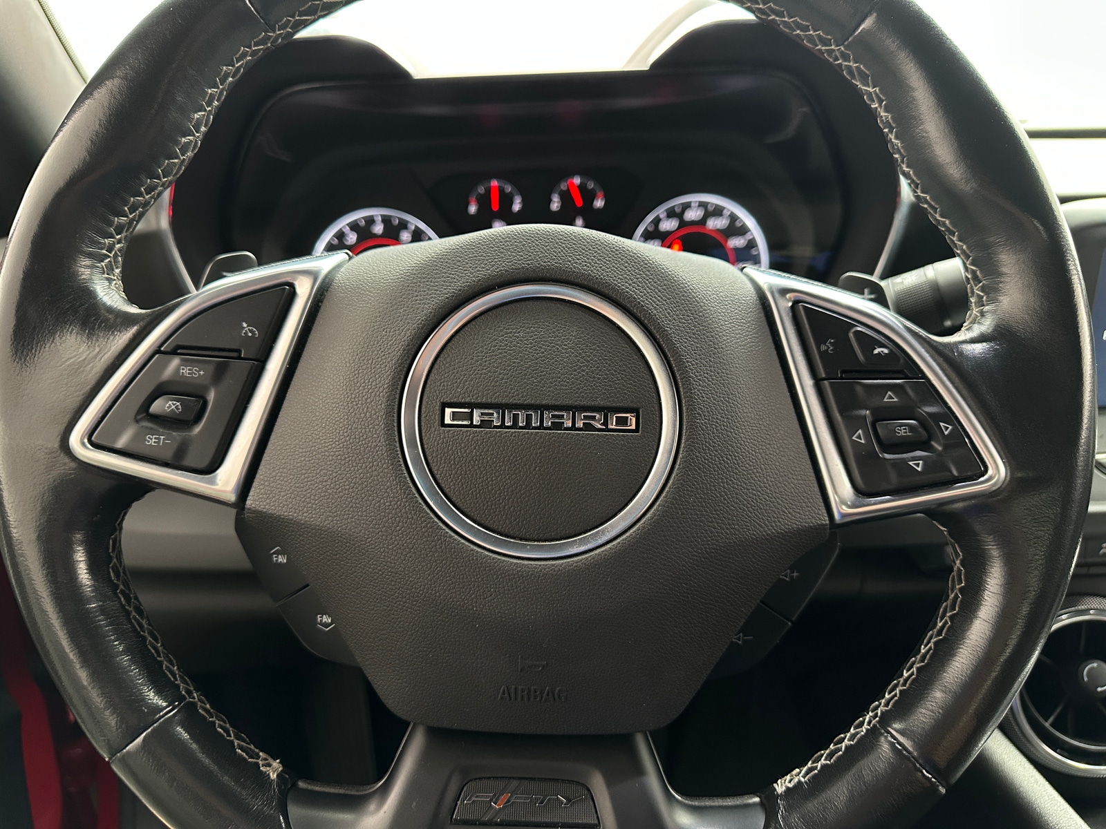 Thumbnail: 2017 Chevrolet Camaro - 5