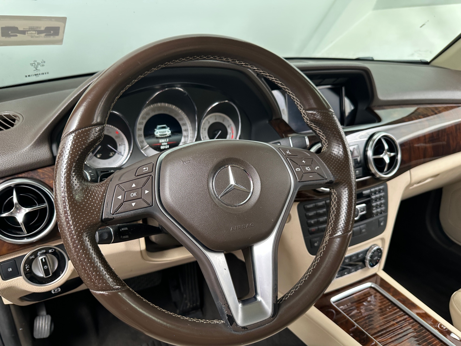 Thumbnail: 2015 Mercedes-Benz GLK - 4