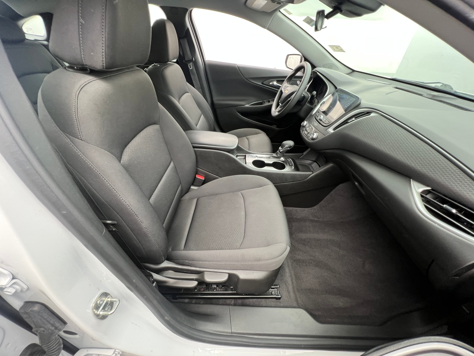 Thumbnail: 2023 Chevrolet Malibu - 2