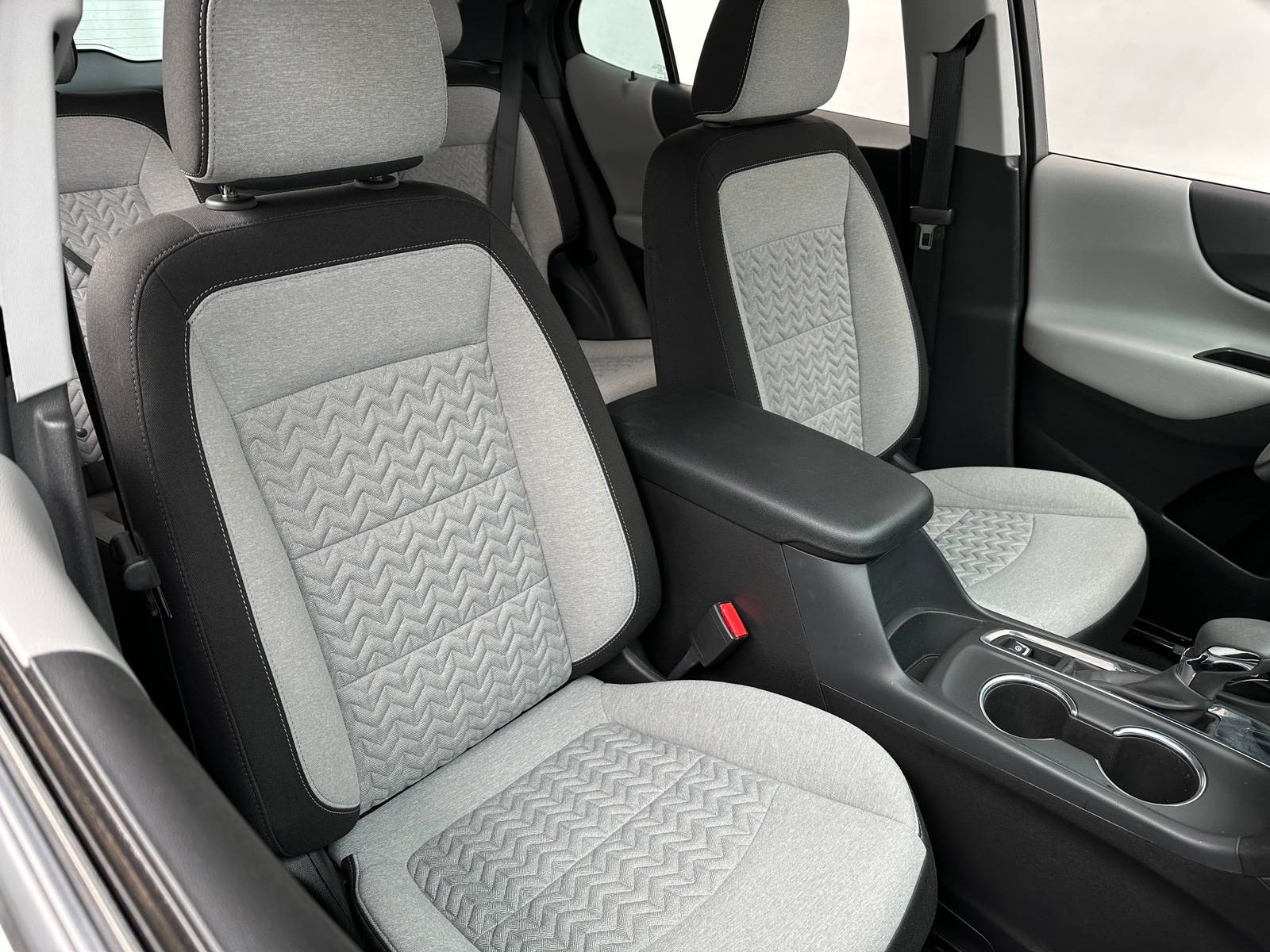 Thumbnail: 2024 Chevrolet Equinox - 2