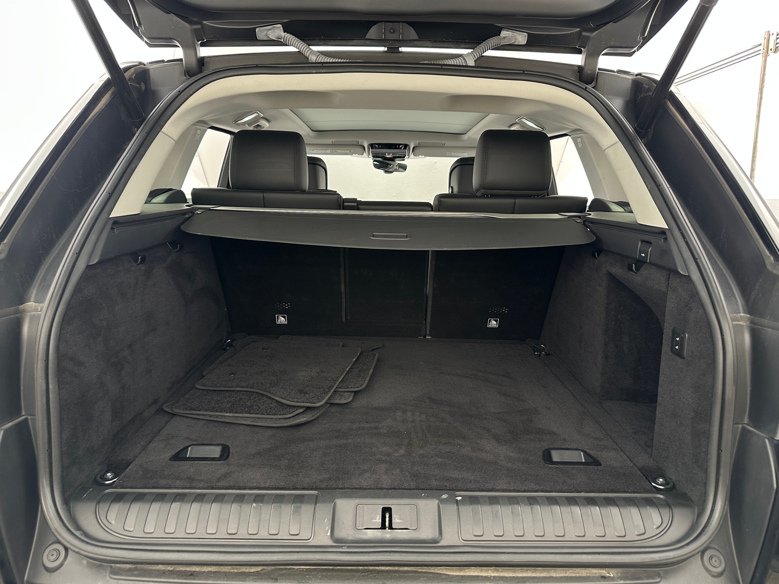 Thumbnail: 2019 Land Rover Range Rover Sport - 6