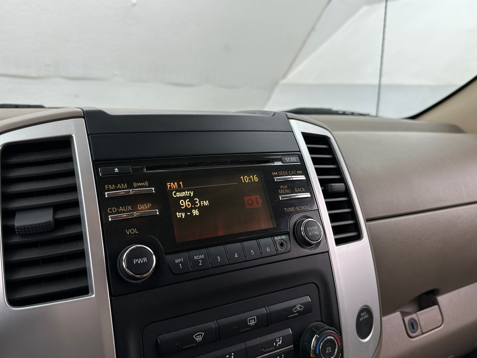 Thumbnail: 2013 Nissan Frontier - 4