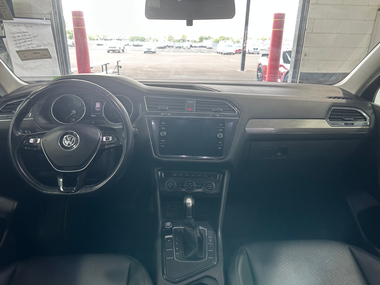 Thumbnail: 2019 Volkswagen Tiguan - 2