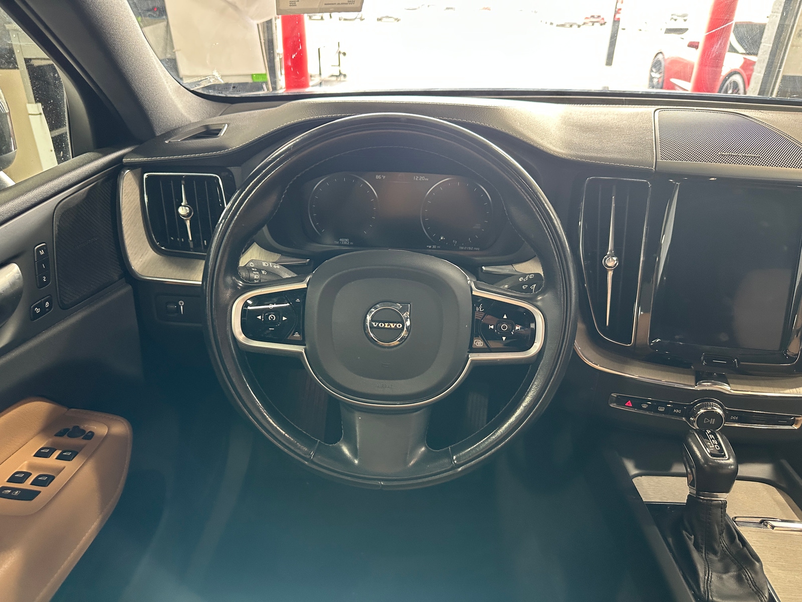 Thumbnail: 2020 Volvo XC60 - 4