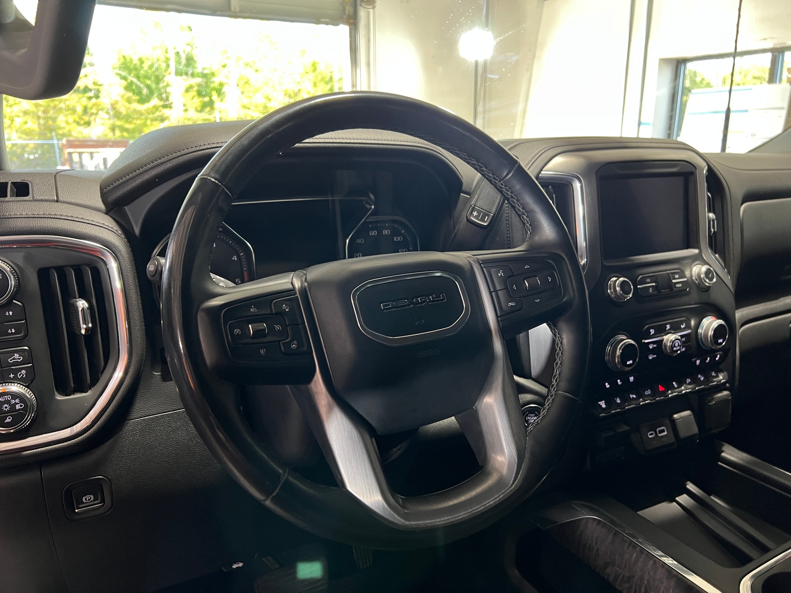 Thumbnail: 2023 GMC Sierra 2500 - 4