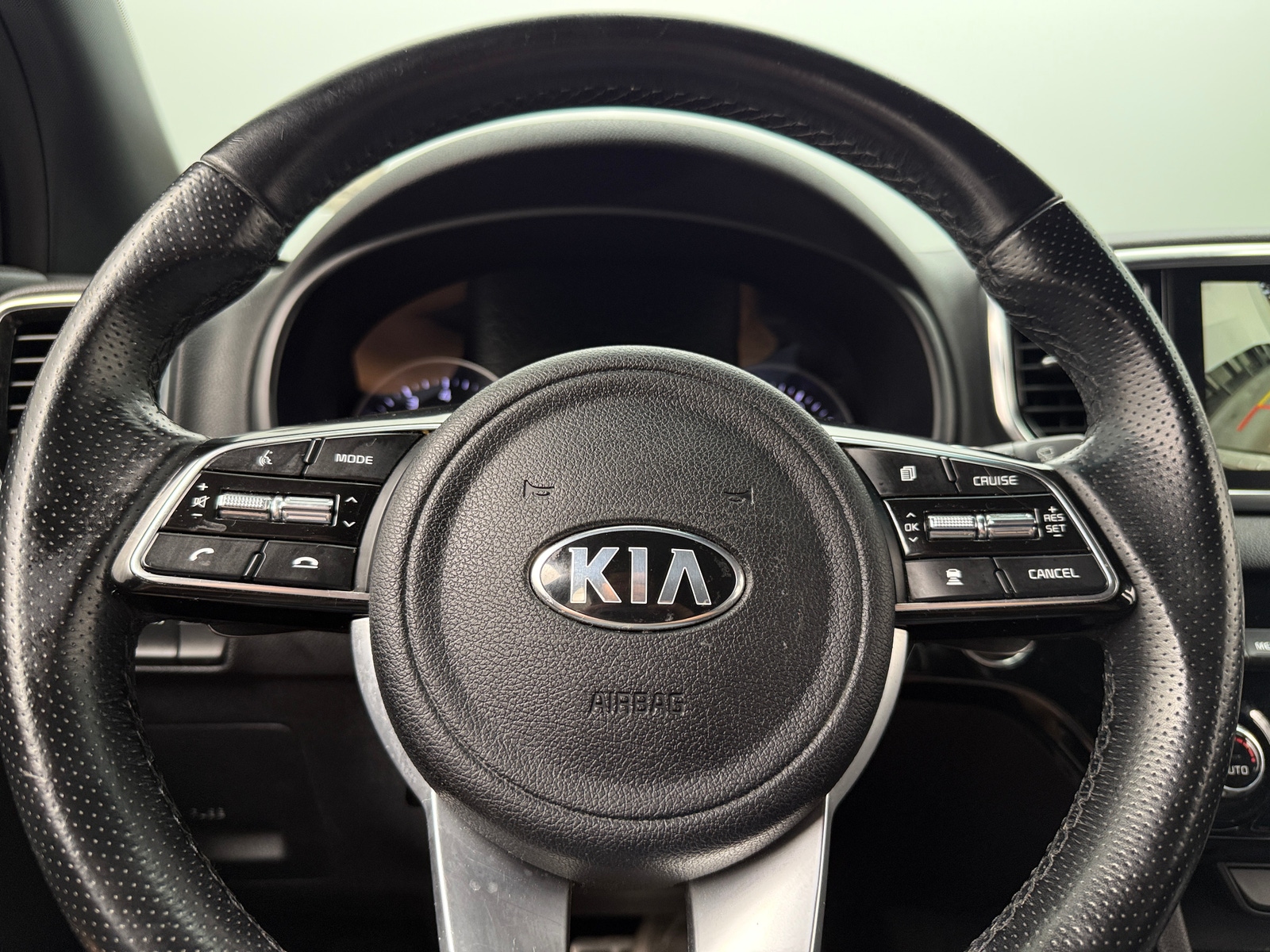 Thumbnail: 2022 Kia Sportage - 4