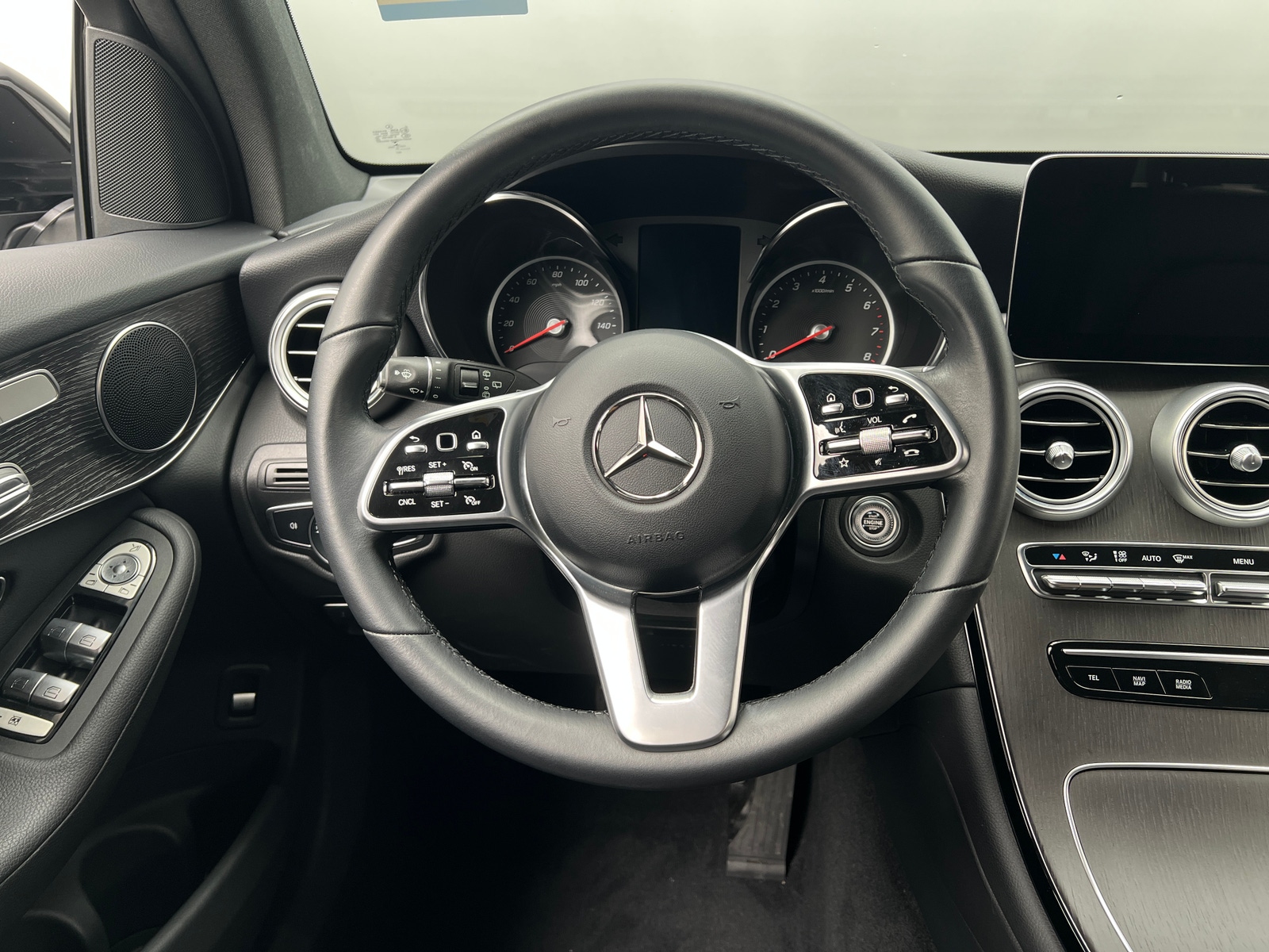 Thumbnail: 2022 Mercedes-Benz GLC - 4