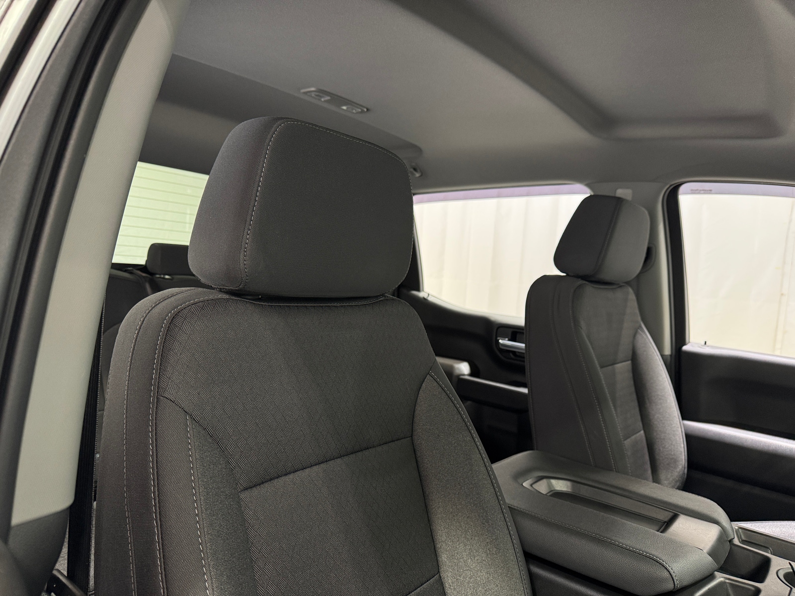 Thumbnail: 2022 Chevrolet Silverado 1500 - 2