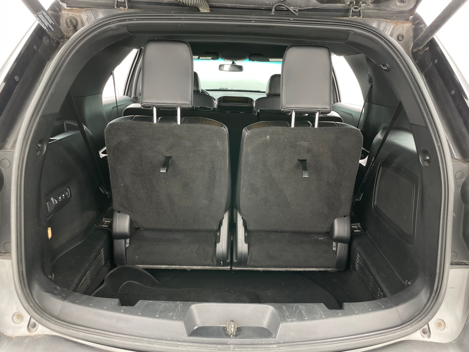 Thumbnail: 2016 Ford Explorer - 6