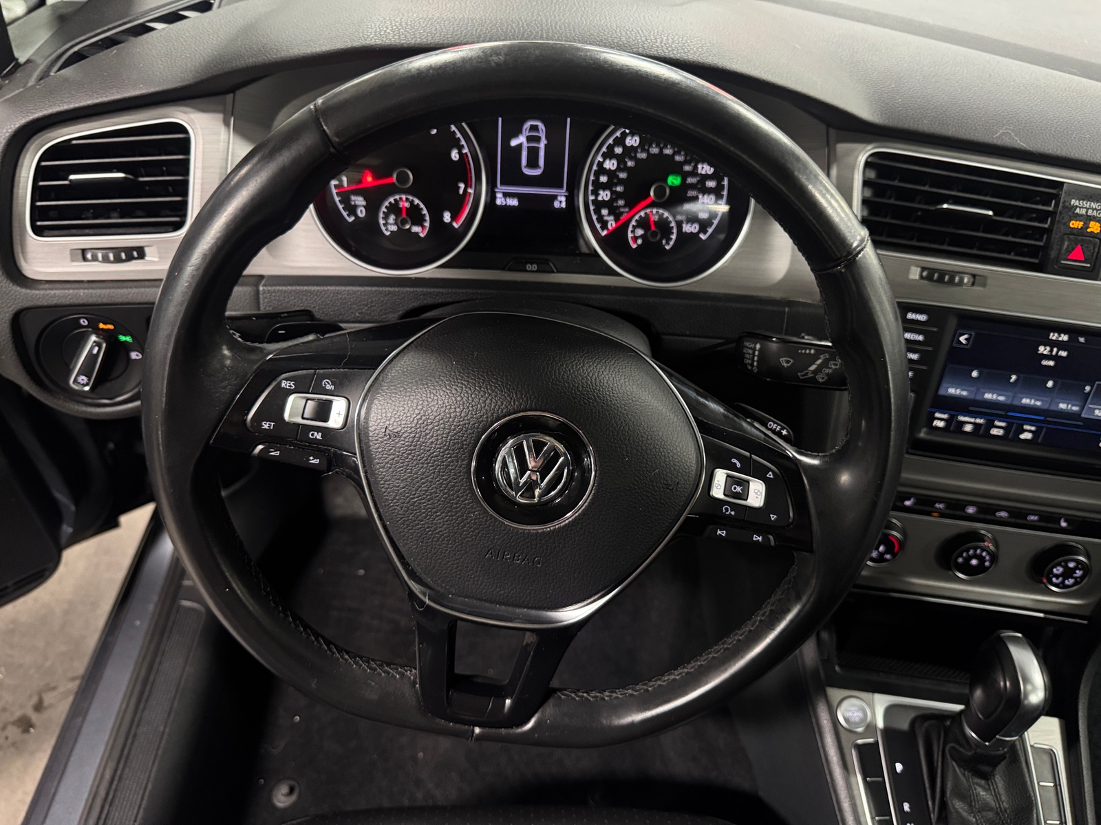 Thumbnail: 2017 Volkswagen Golf - 5