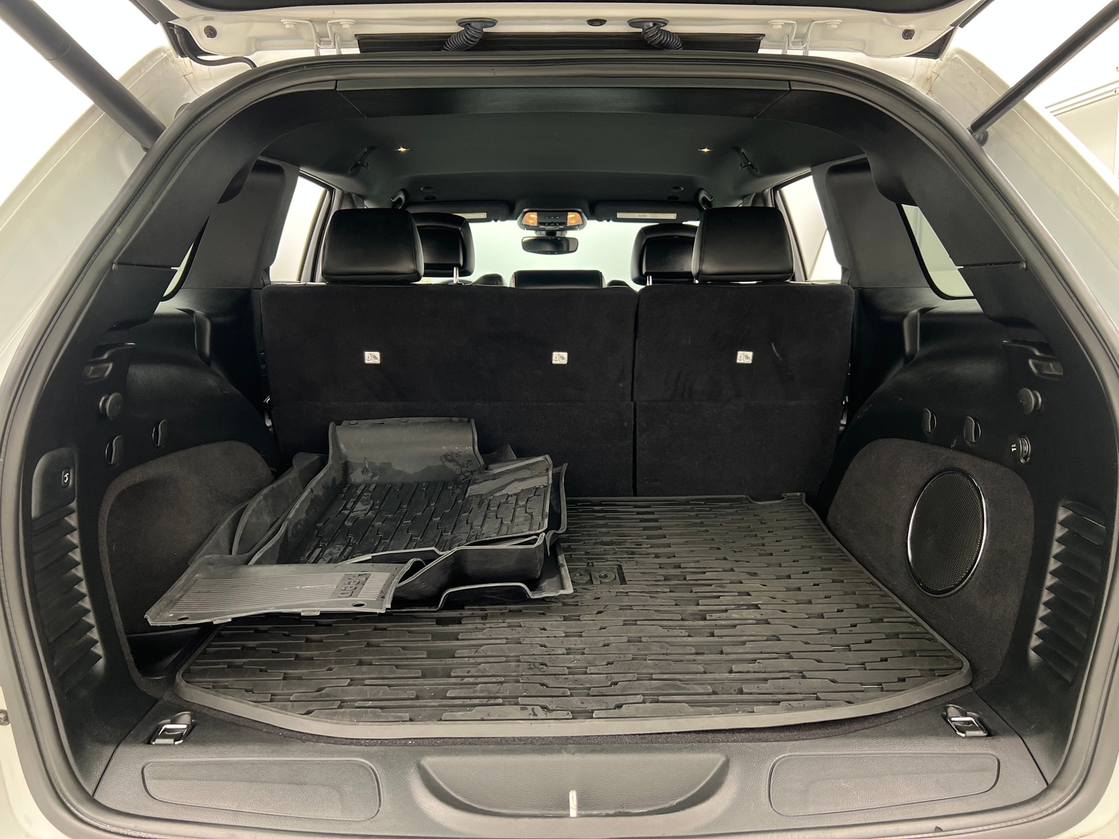 Thumbnail: 2019 Jeep Grand Cherokee - 6