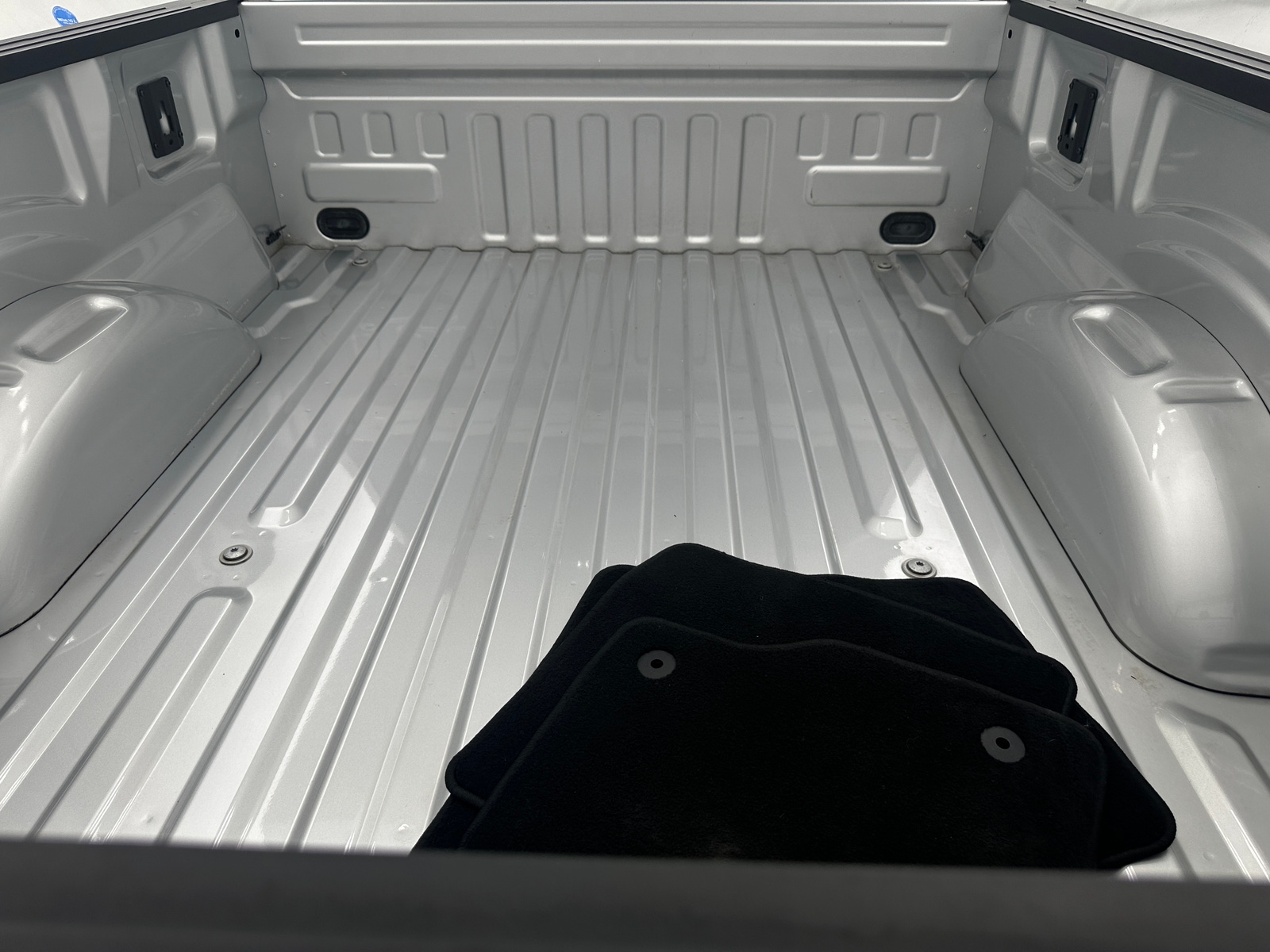 Thumbnail: 2019 Ford Econoline - 6