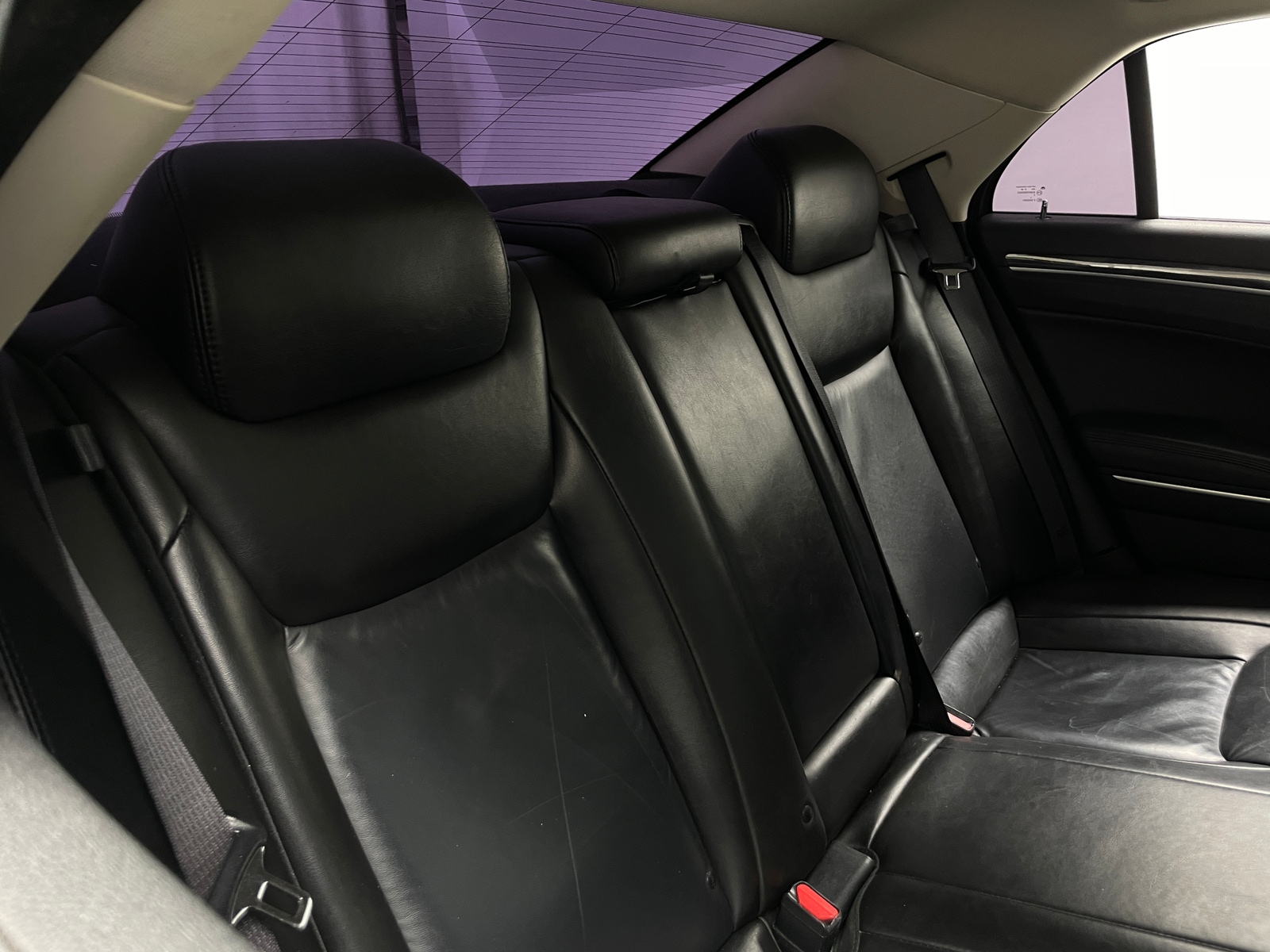 Thumbnail: 2020 Chrysler 300 - 5