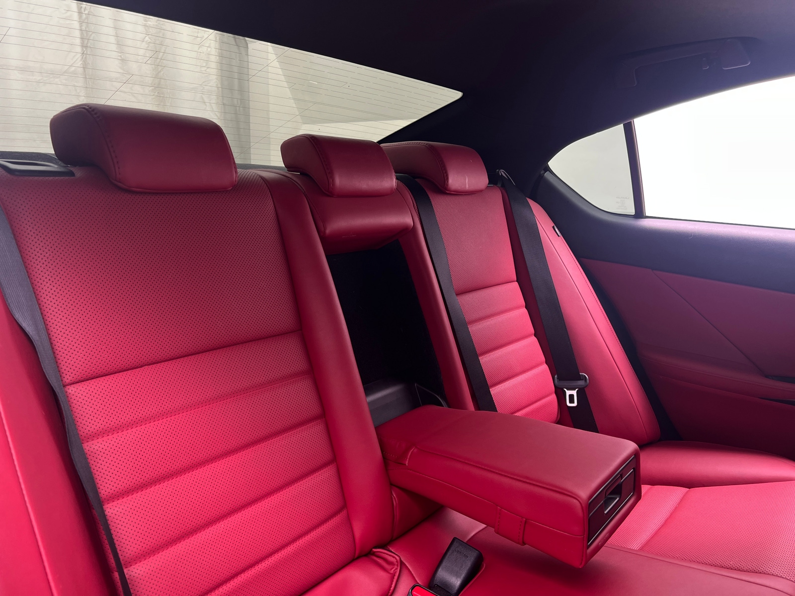 Thumbnail: 2022 Lexus IS - 5