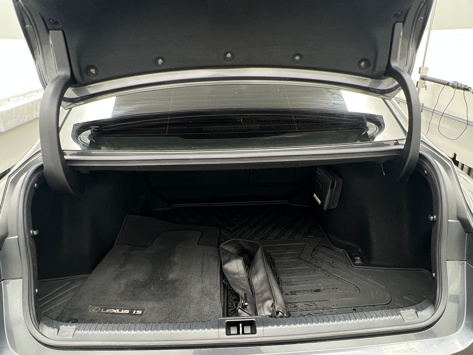 Thumbnail: 2022 Lexus IS - 6