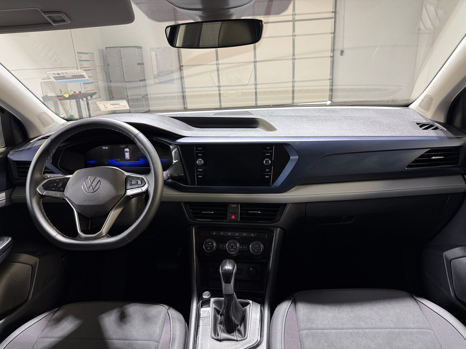 Thumbnail: 2024 Volkswagen Taos - 2