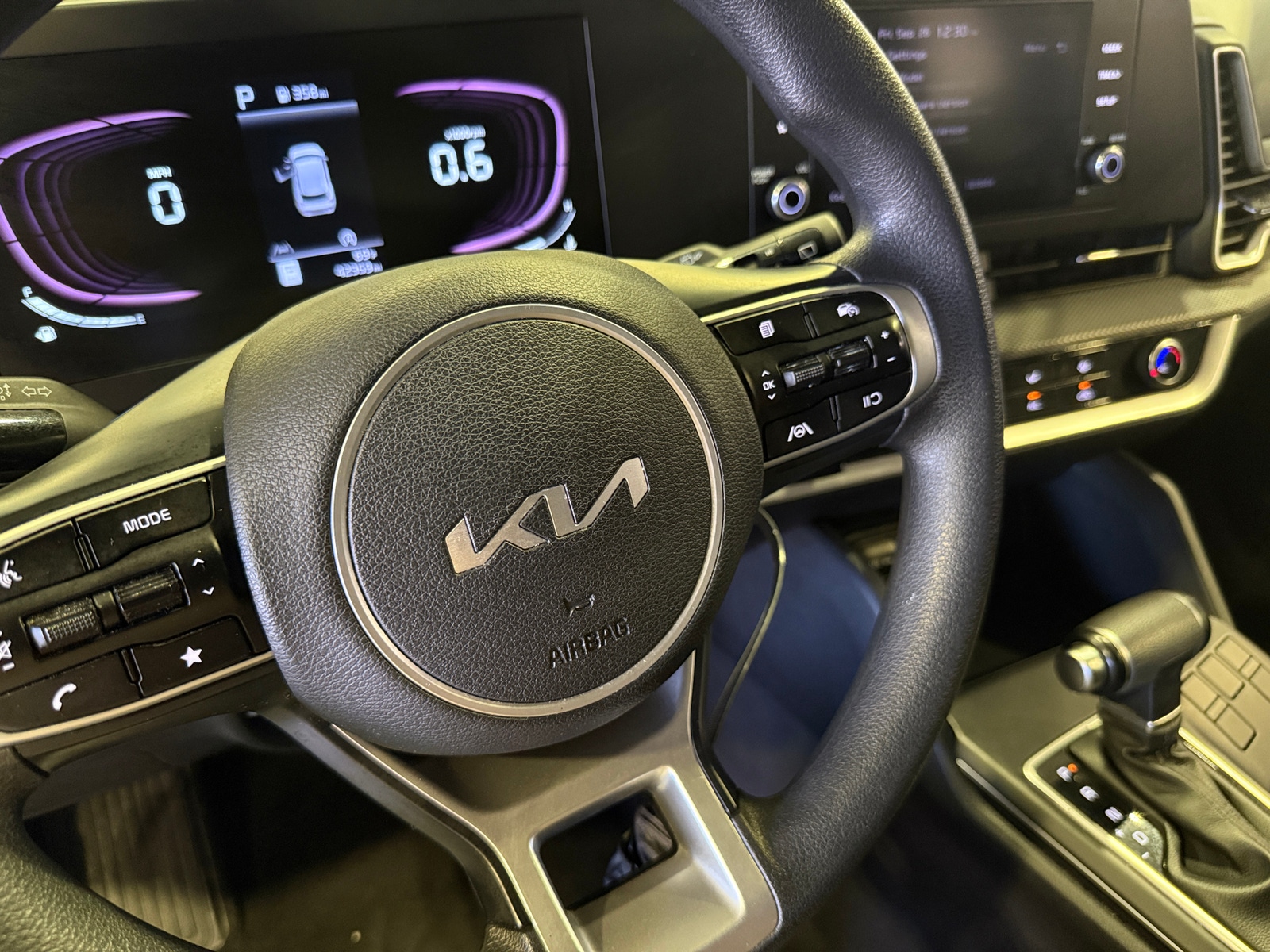Thumbnail: 2023 Kia Sportage - 4