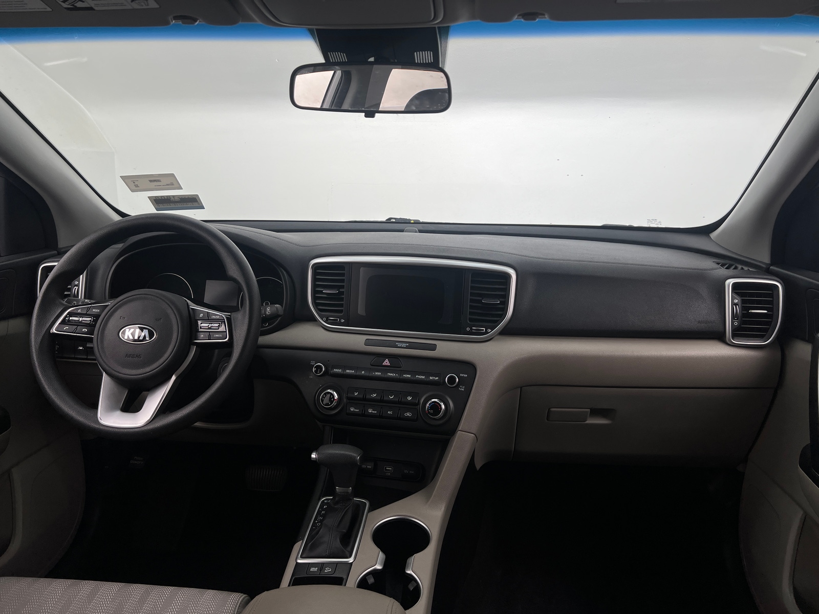 Thumbnail: 2020 Kia Sportage - 3