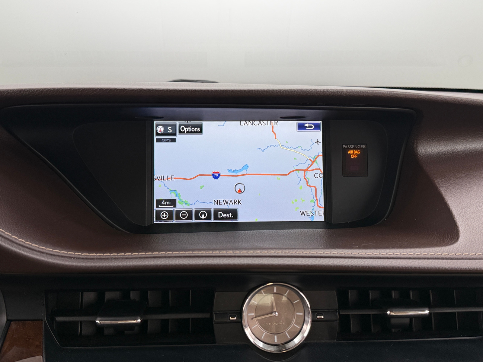 Thumbnail: 2016 Lexus ES - 3
