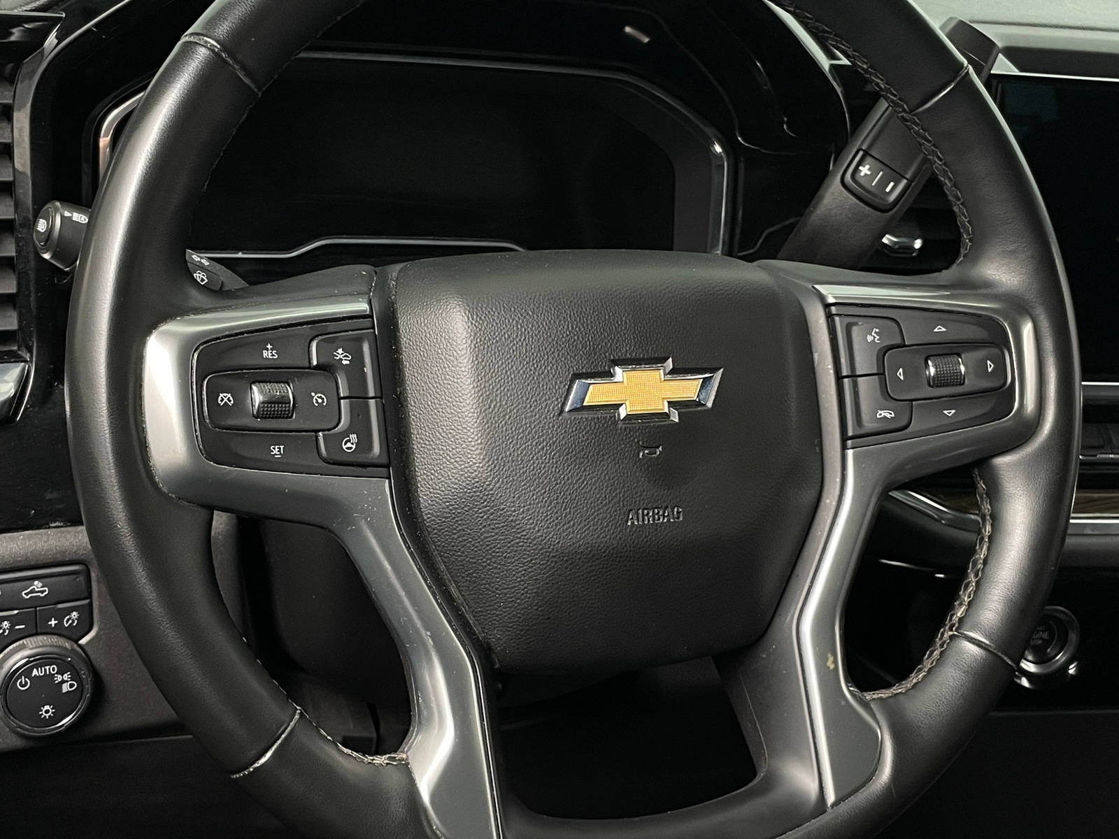 Thumbnail: 2023 Chevrolet Silverado 1500 - 5