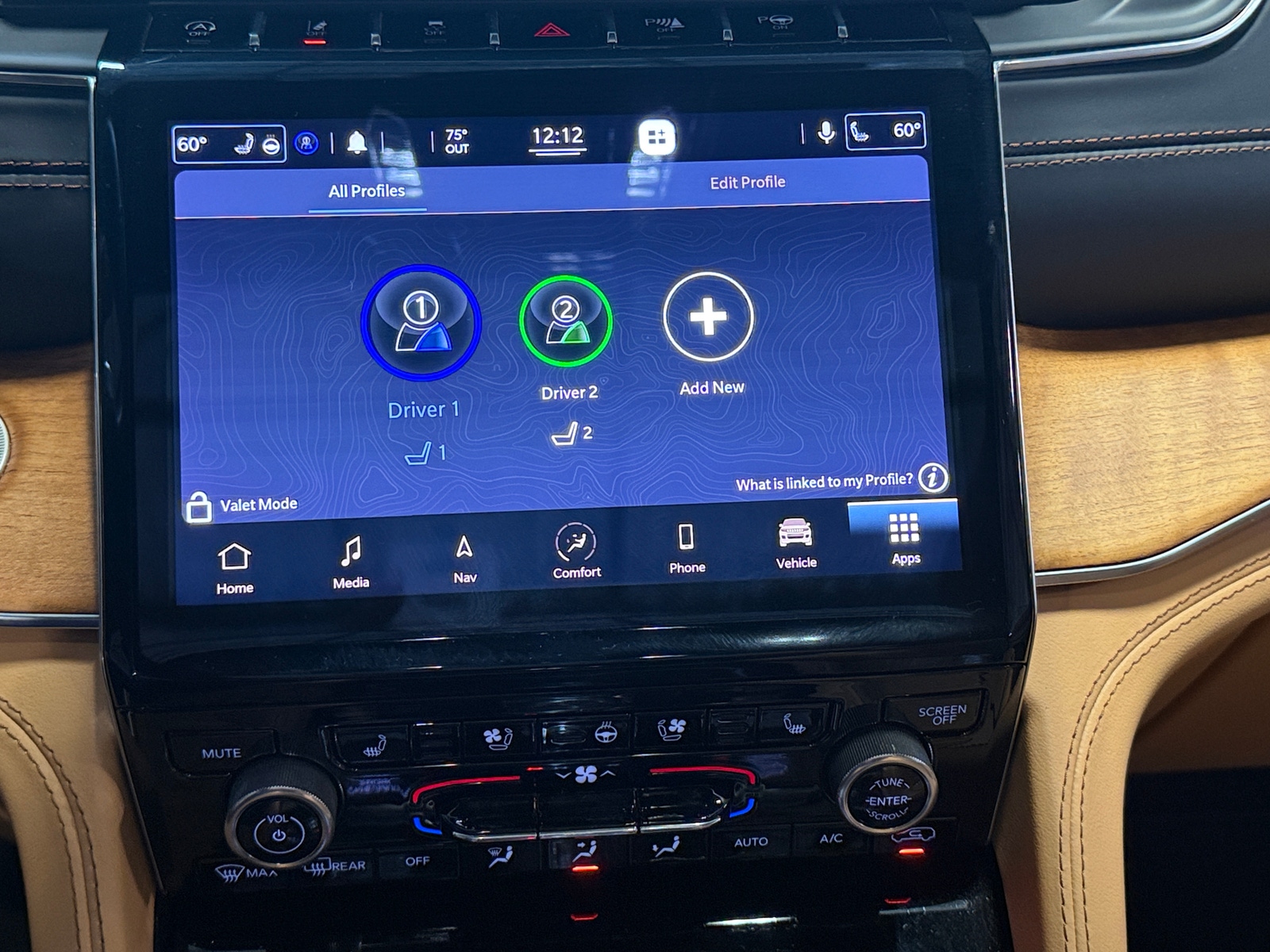 Thumbnail: 2021 Jeep Grand Cherokee L - 3