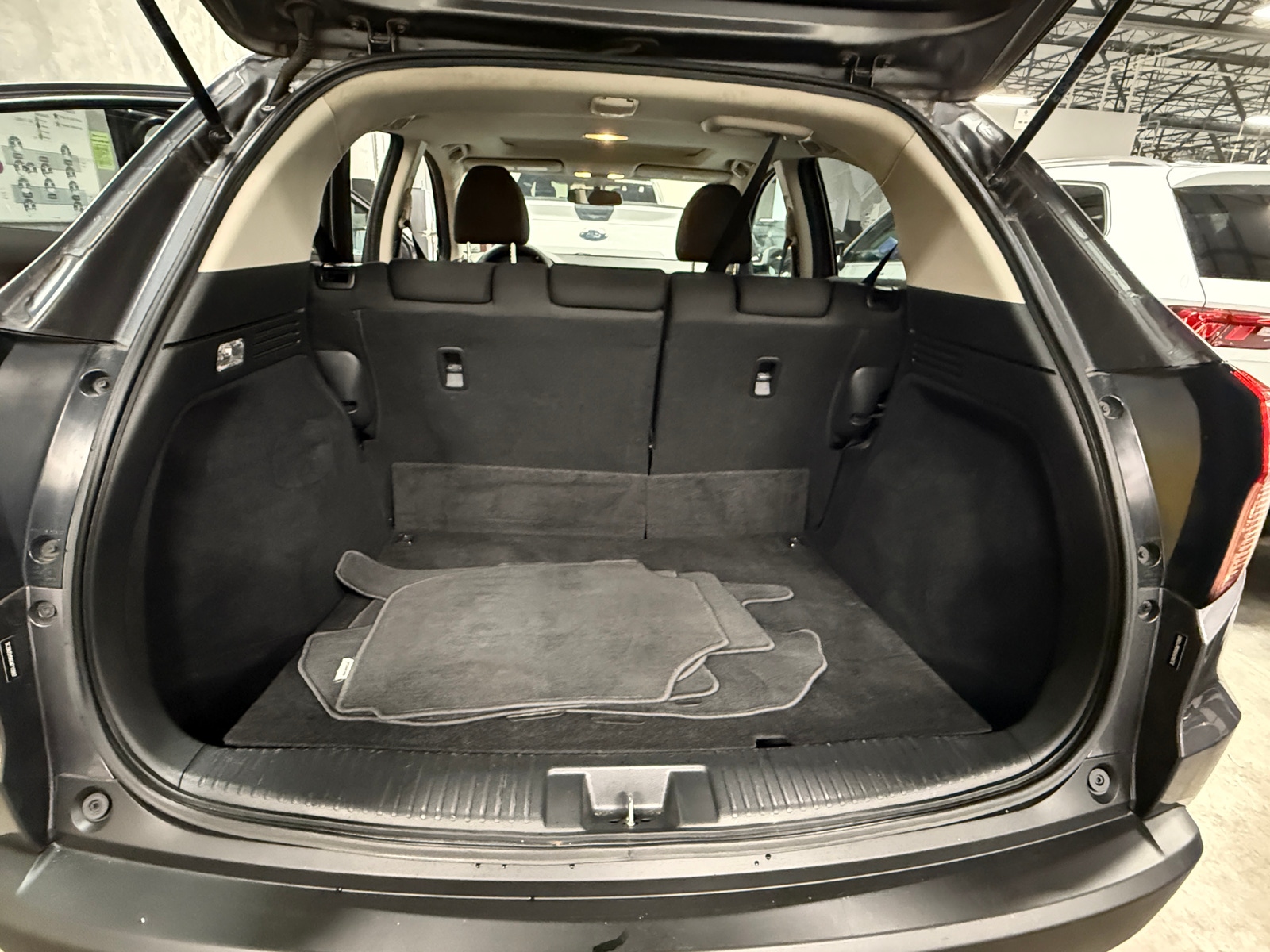 Thumbnail: 2016 Honda HR-V - 7