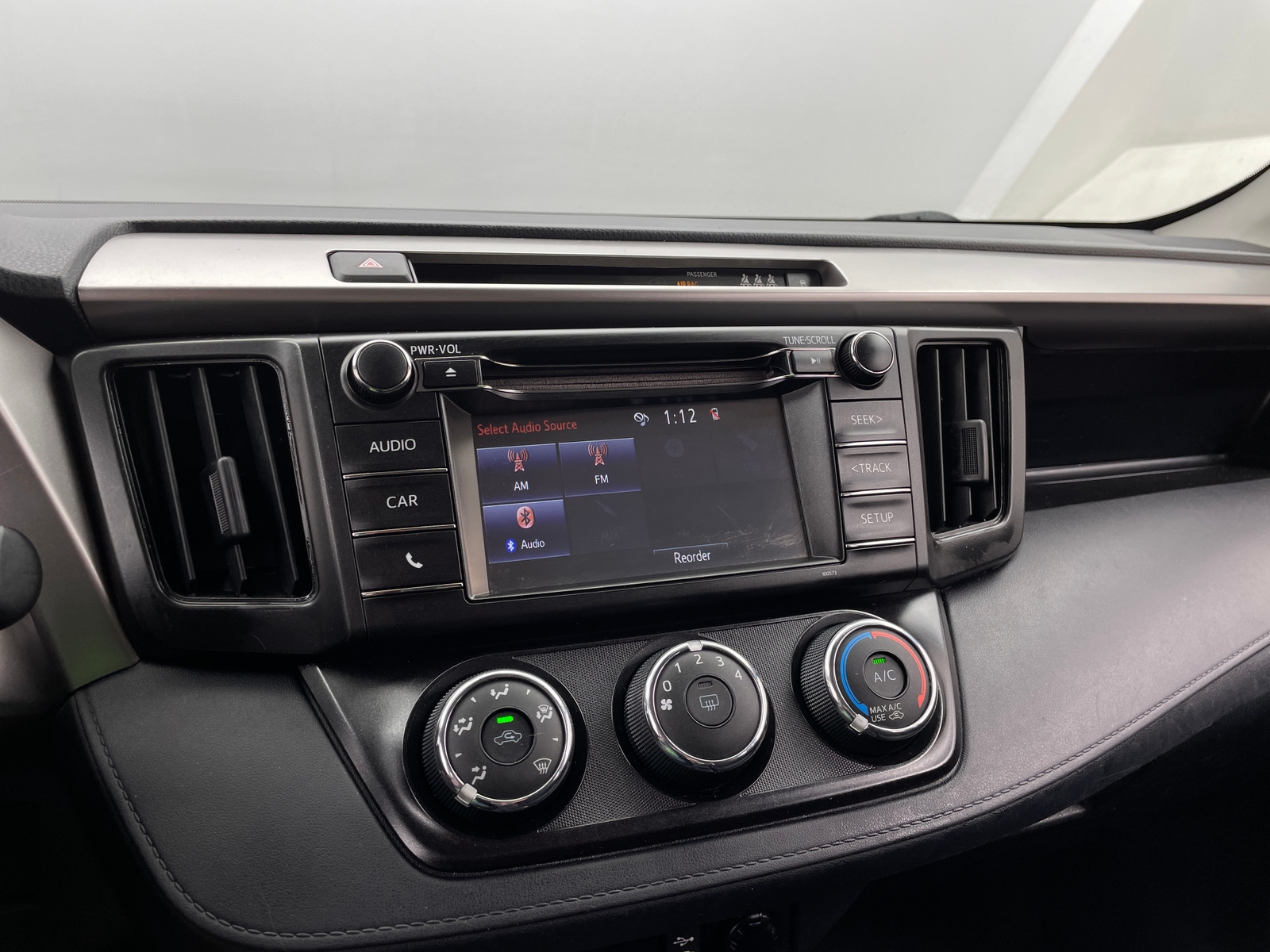 Thumbnail: 2017 Toyota RAV4 - 4