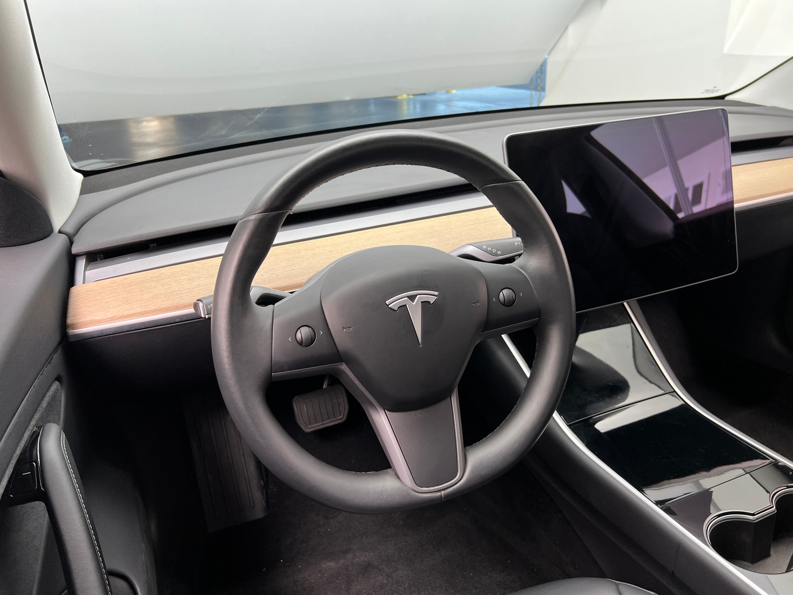Thumbnail: 2019 Tesla Model 3 - 4