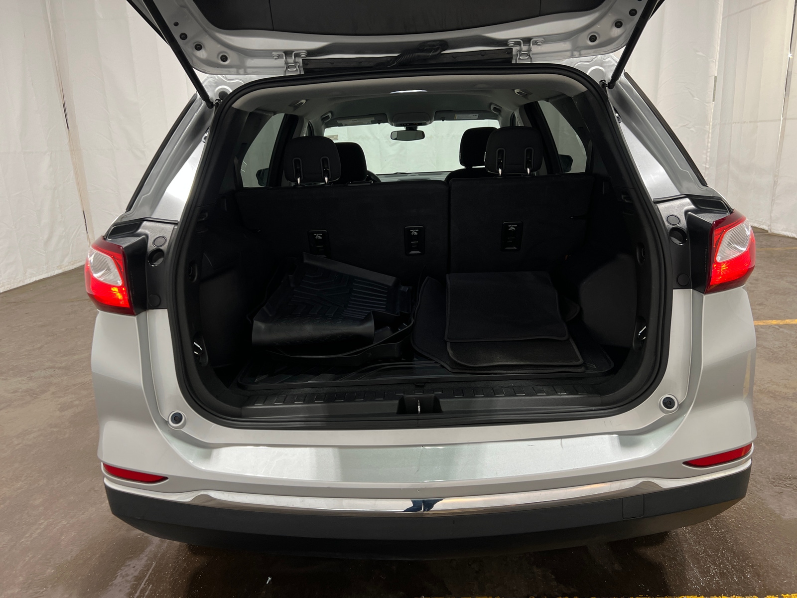 Thumbnail: 2018 Chevrolet Equinox - 7