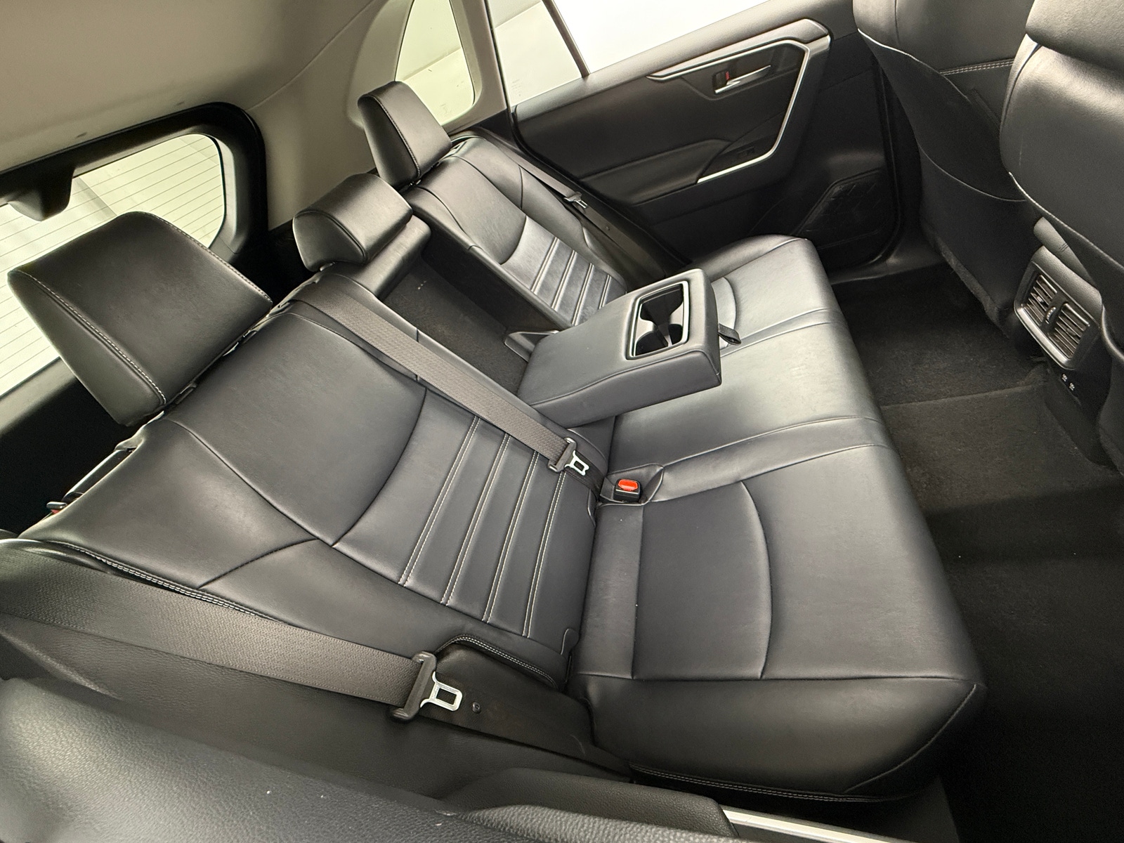 Thumbnail: 2019 Toyota RAV4 - 5