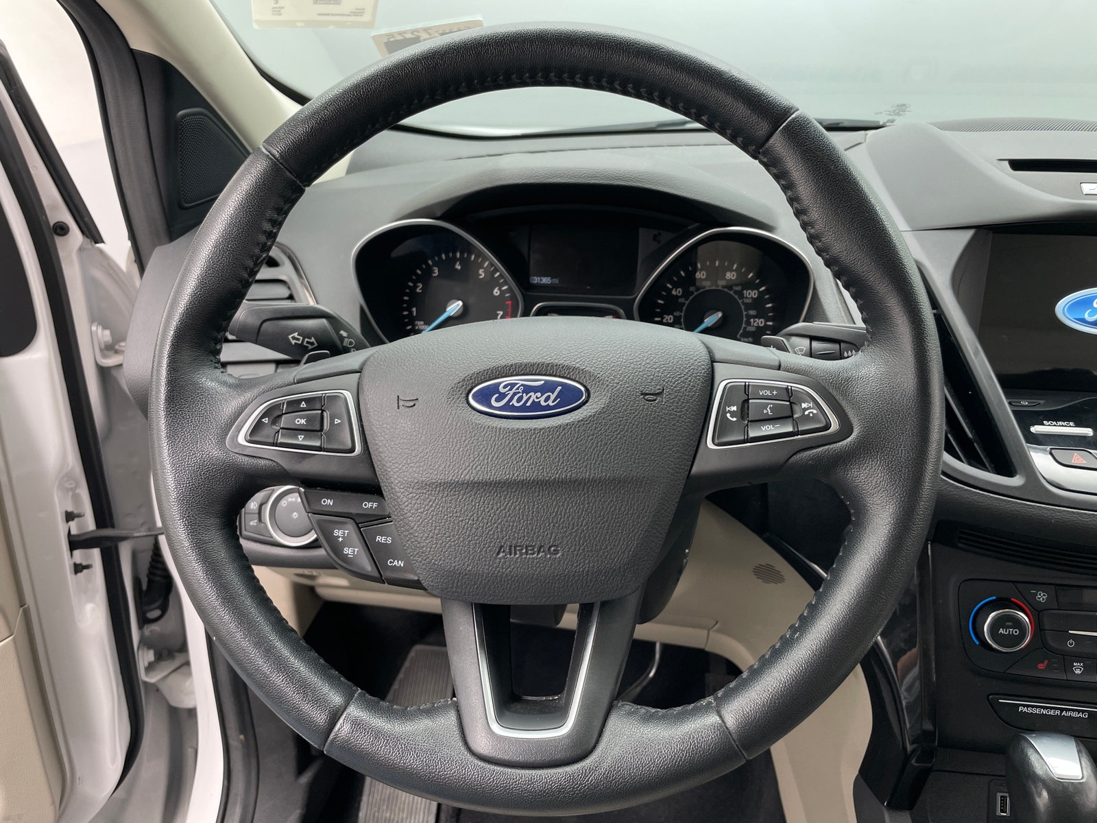 Thumbnail: 2017 Ford Escape - 4