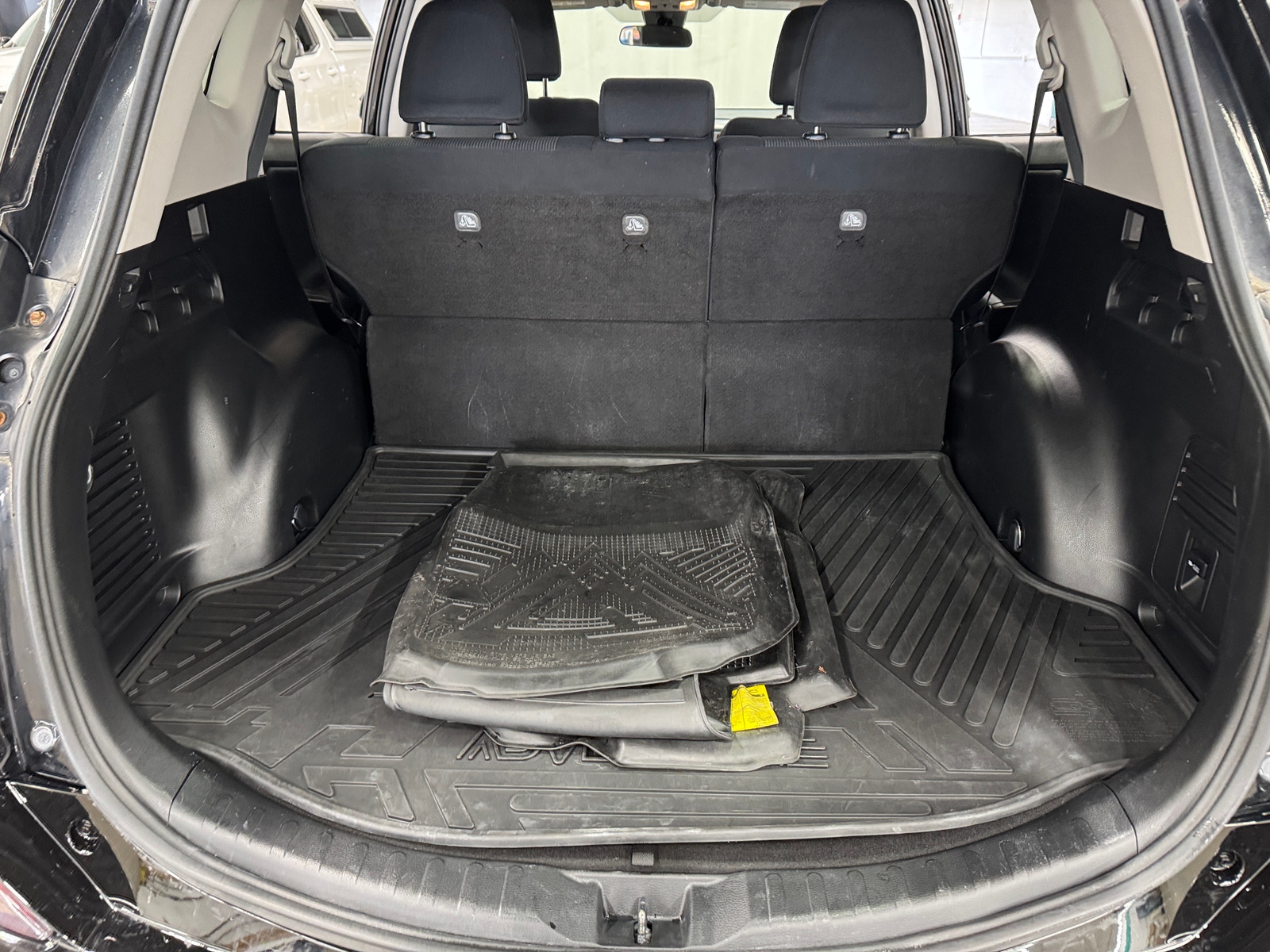 Thumbnail: 2018 Toyota RAV4 - 7