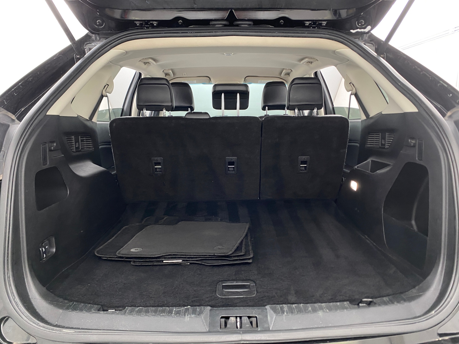 Thumbnail: 2024 Ford Edge - 6