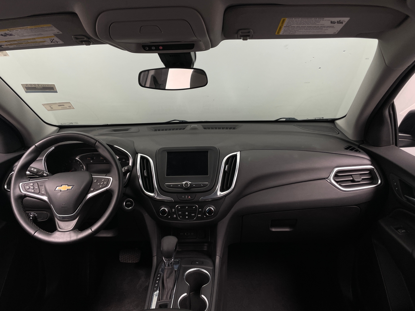 Thumbnail: 2023 Chevrolet Equinox - 3