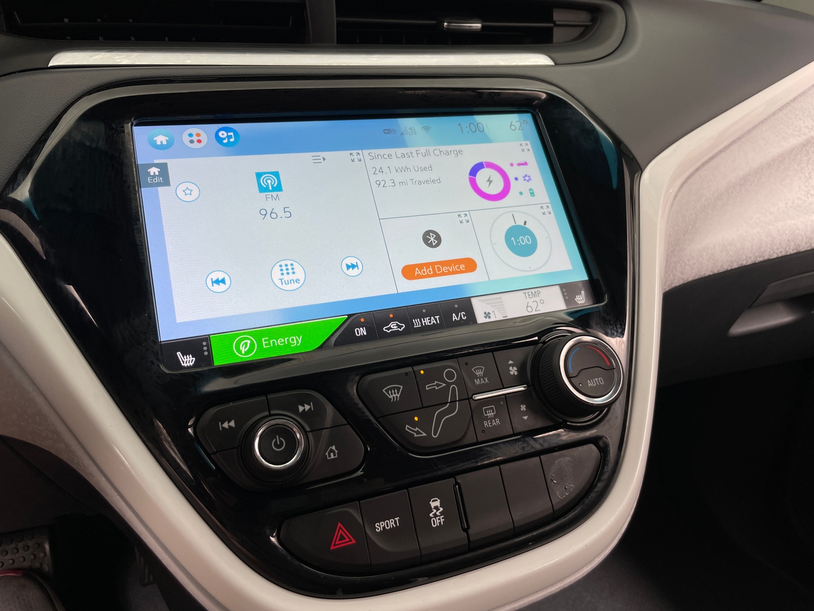 Thumbnail: 2019 Chevrolet Bolt EV - 3