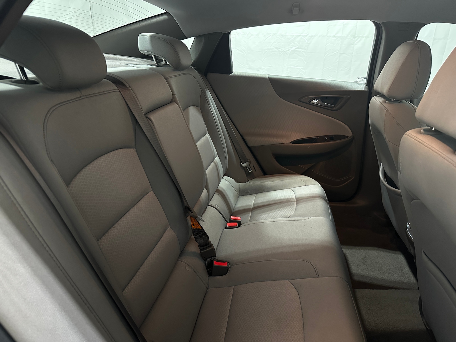 Thumbnail: 2018 Chevrolet Malibu - 6