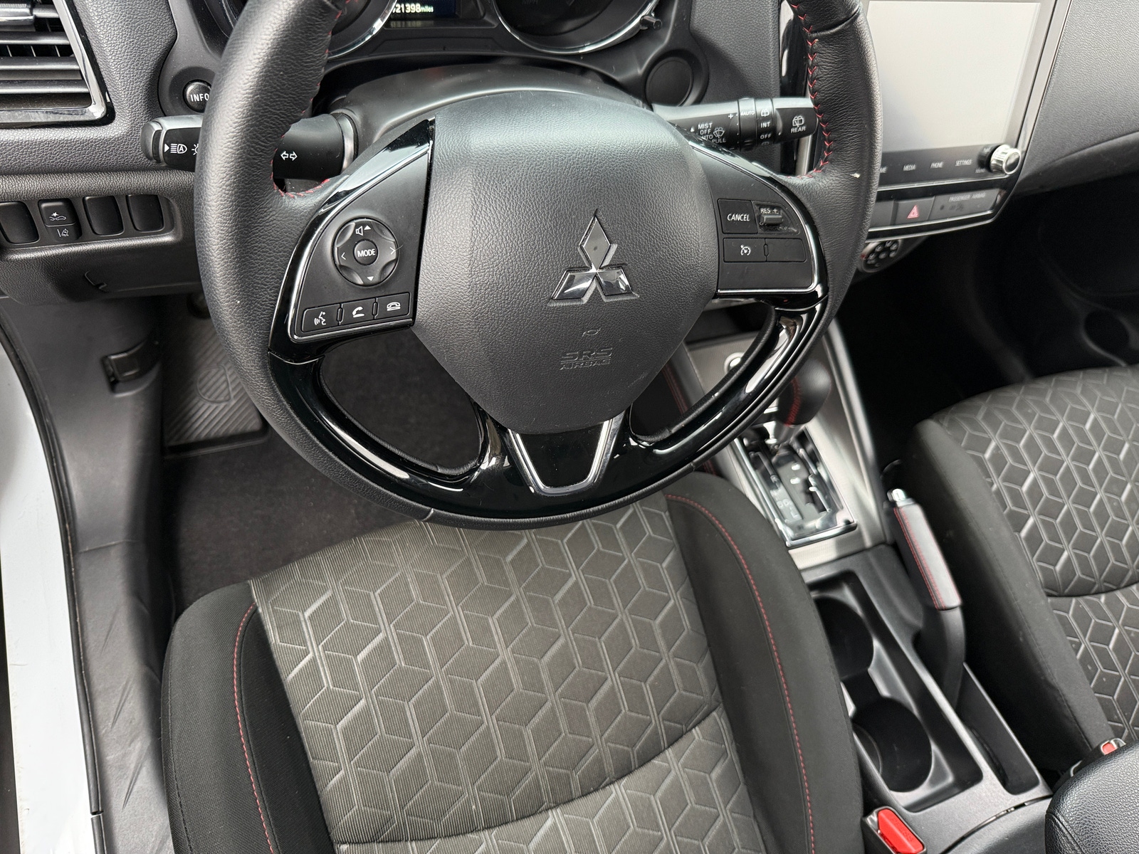 Thumbnail: 2024 Mitsubishi Outlander Sport - 5